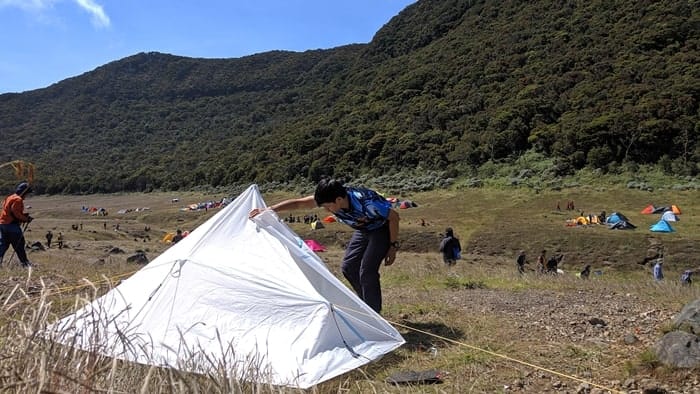 sewa tenda gunung gede pangrango