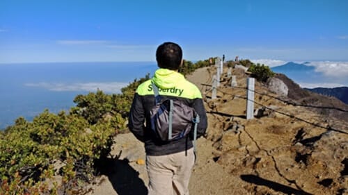 pendakian tektok gunung gede